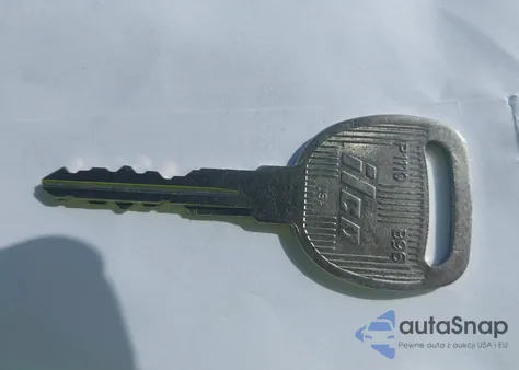 2002 Chevrolet Silverado 1500 Ls from USA, damaged, VIN 1GCEC19T32Z284304